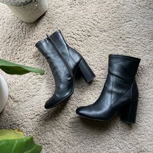 Women’s faux leather black square toed heeled boots, size 7.5, worn twice